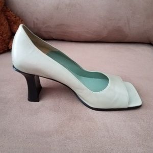Nine West Shoe